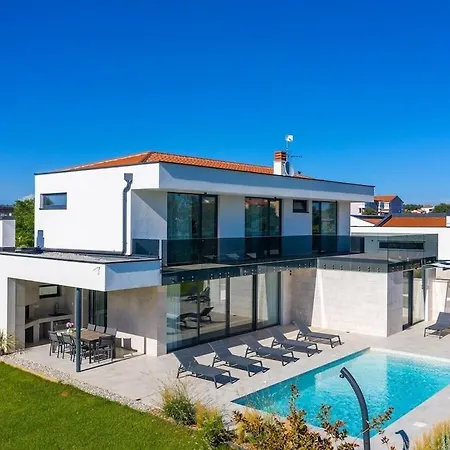 Vila Celi Comfortable Pula